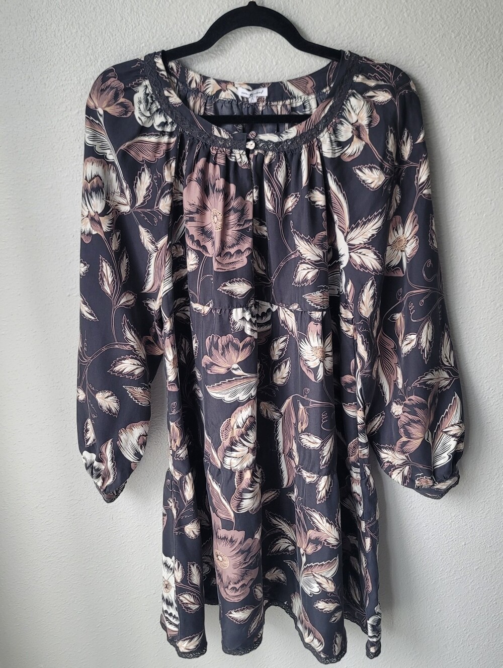 Unsubscribed 100% Silk Tiered Floral Dress Size Small In Black Floral NWT